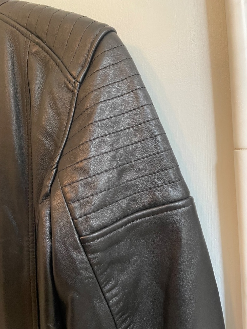100% Leather Café Racer Jacket - Picture 9 of 12